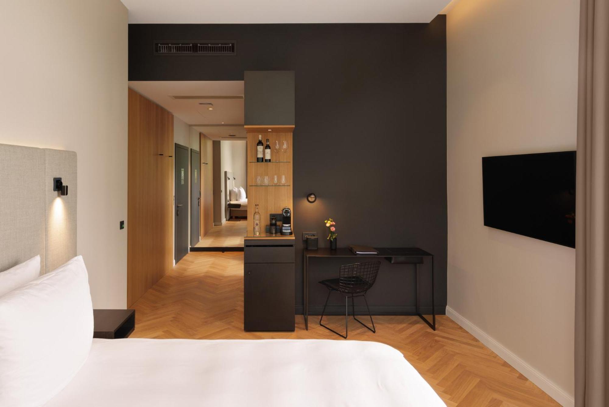 Esplanade Hotel